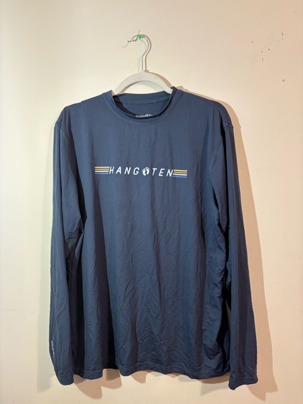 Hang Ten men's long-sleeve‎ sun protection shirt medium UPF 50+ UV protection.